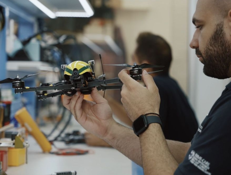 Exness：研发无人机，创造绿色未来