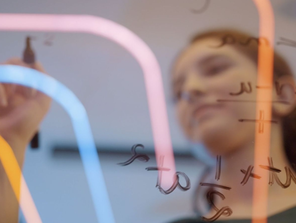 Exness：塞浦路斯学生奖学金